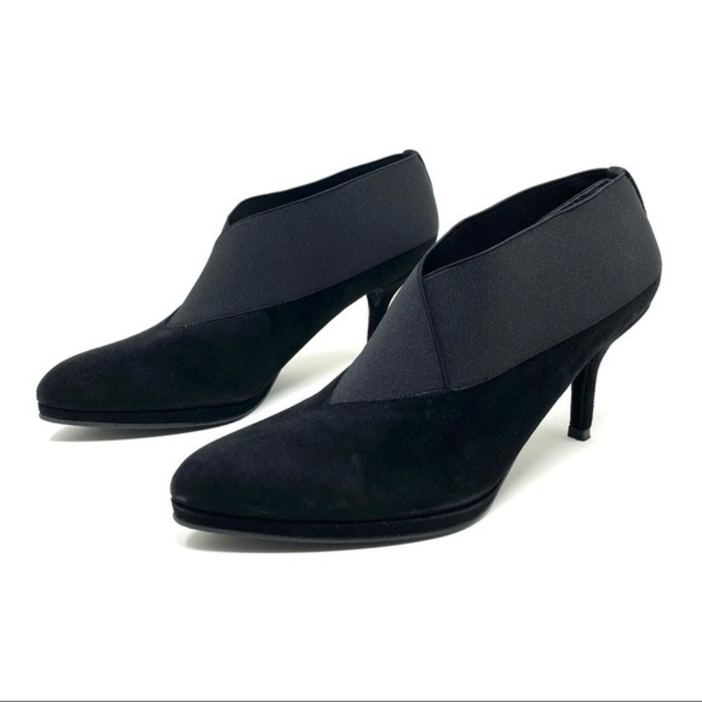 STUART WEITZMAN Suede Great Neck Pump Booties